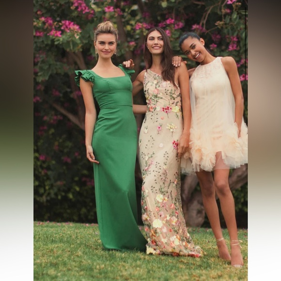 IEENA FOR MAC DUGGAL
Green Ruffle Cap Sleeve Open Back Column Gown 14 - Picture 6 of 14